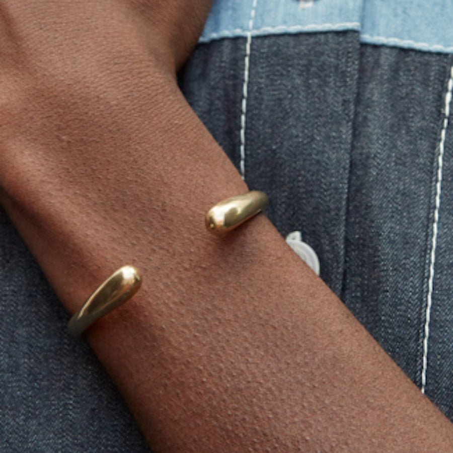 Delicate Dash Cuff - KMT WAREHOUSE