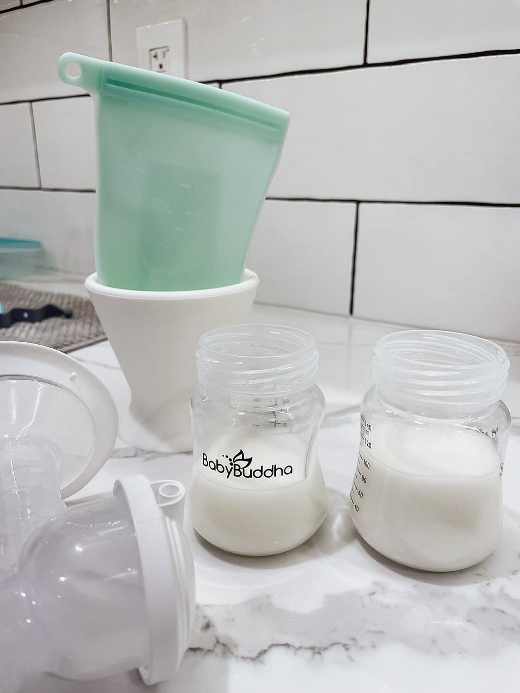 Junobie Infant/Toddler Milk & Snack Storage Bags 4 - Pack Bundle (Norah, Dallas, Journey) - KMT WAREHOUSE