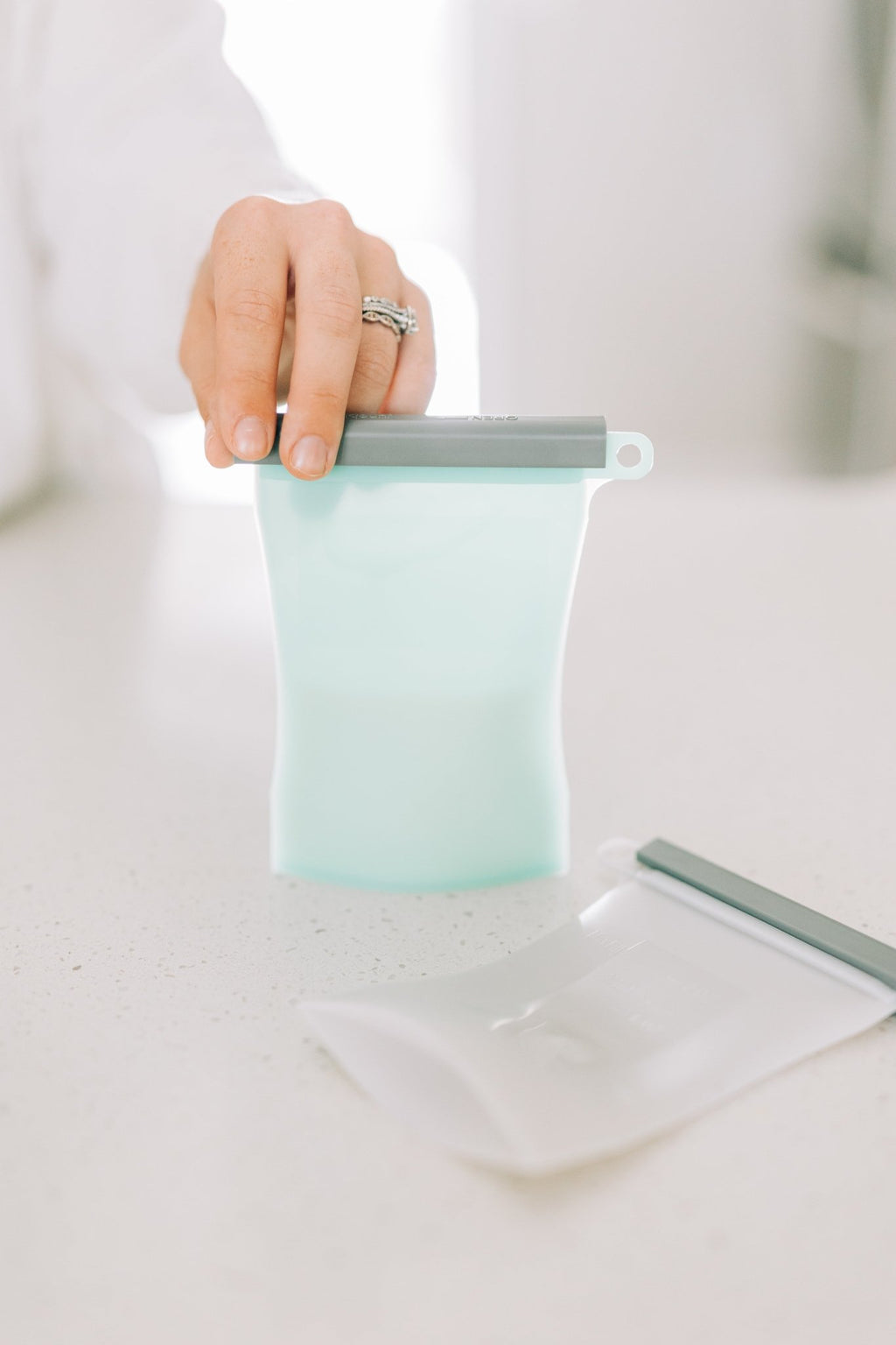 Junobie Infant/Toddler Milk & Snack Storage Bags 4 - Pack Bundle (Norah, Dallas, Journey) - KMT WAREHOUSE