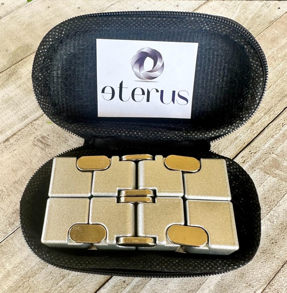 Metal Infinitive Cube - KMT WAREHOUSE